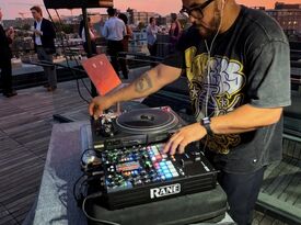 Dj TouchBasis - DJ - Washington, DC - Hero Gallery 2