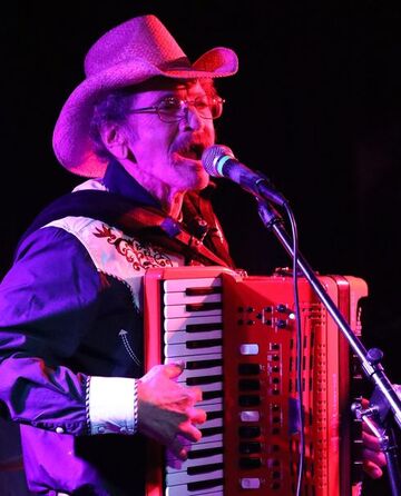 Alan Meyers - Accordion Player - Pittsburgh, PA - Hero Main