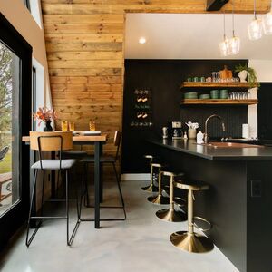 Gallery Photo 6
