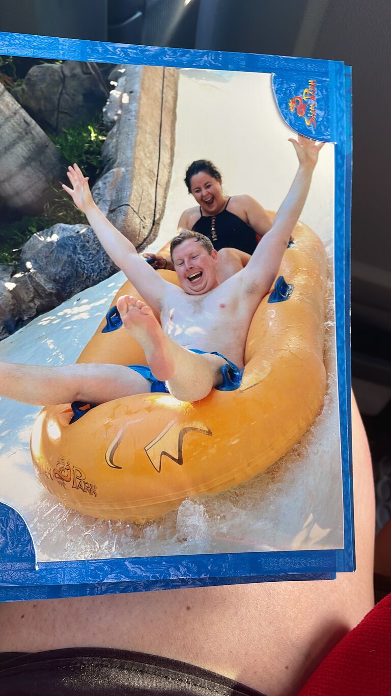 Potentially the first time we have gotten a reaction of screaming of a staff member when locating a photo We described this picture as -black swimsuit with white man. Perhaps Casper frightened the Tenerifian ! 