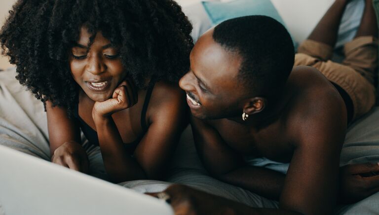 Should You Be Scheduling Sex Relationship Experts Weigh In