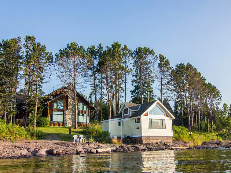 Grand Superior Lodge