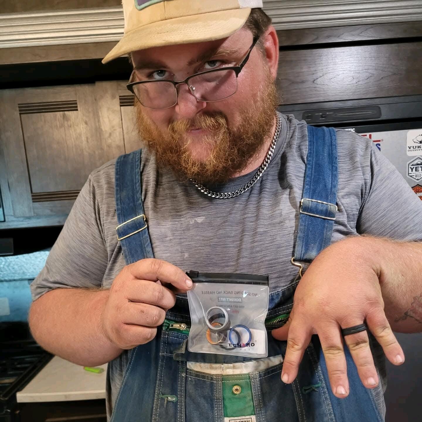 Oh I got him a ring too 😁