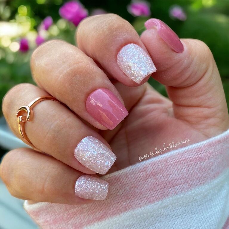 sparkles and matte wedding nails inspo