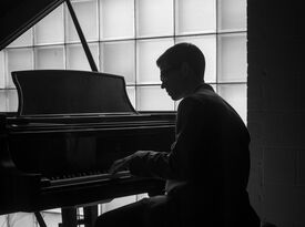 Austin Pruitt Piano - Pianist - Dallas, TX - Hero Gallery 3
