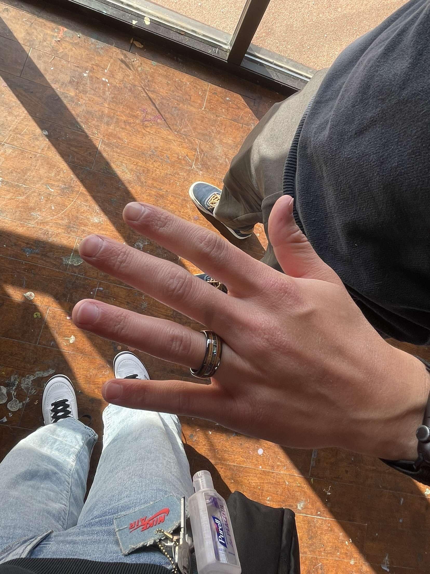 The Proposal; The ring Blake has now is a replacement, because the smallest size the seller provided at the time was still too big… and he lost it.
