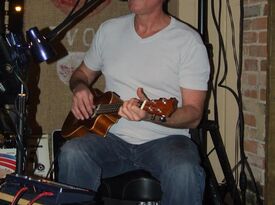 Jeff Brown - Variety Acoustic Guitar and Vocal - One Man Band - Huntersville, NC - Hero Gallery 4