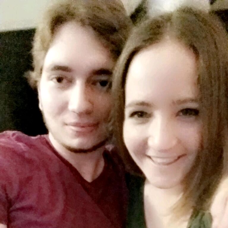 Josh and Danielle started dating💕