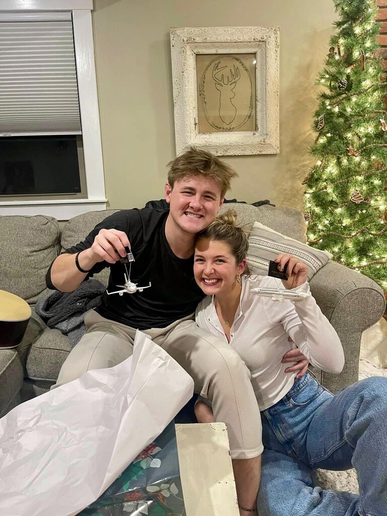 I love participating in all the Huffman family traditions and each year they get an ornament that represents something from that year. It would only make sense that we got airplanes, as we were over a year into long distance. 