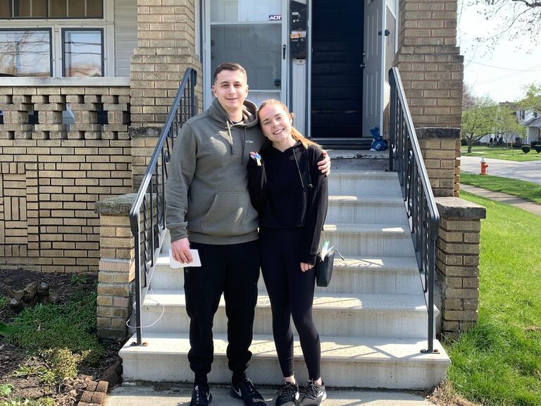 Chris and Sierra moved in together for the first time! Their apartment was in Kamm's Corner in Cleveland.