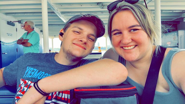 Celebrated Lissie's 22nd birthday at the Adventure Aquarium