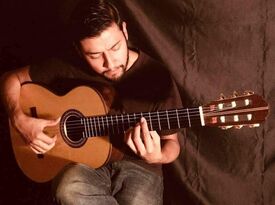 Rodrigo Arreguín - Acoustic Guitarist - Glenwood Springs, CO - Hero Gallery 2