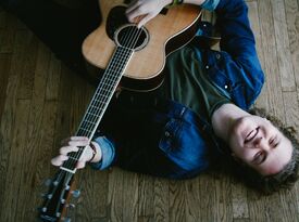 Sam Robbins - Singer Guitarist - Nashville, TN - Hero Gallery 1