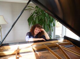 Abby Thomsen - Pianist - Longmeadow, MA - Hero Gallery 2
