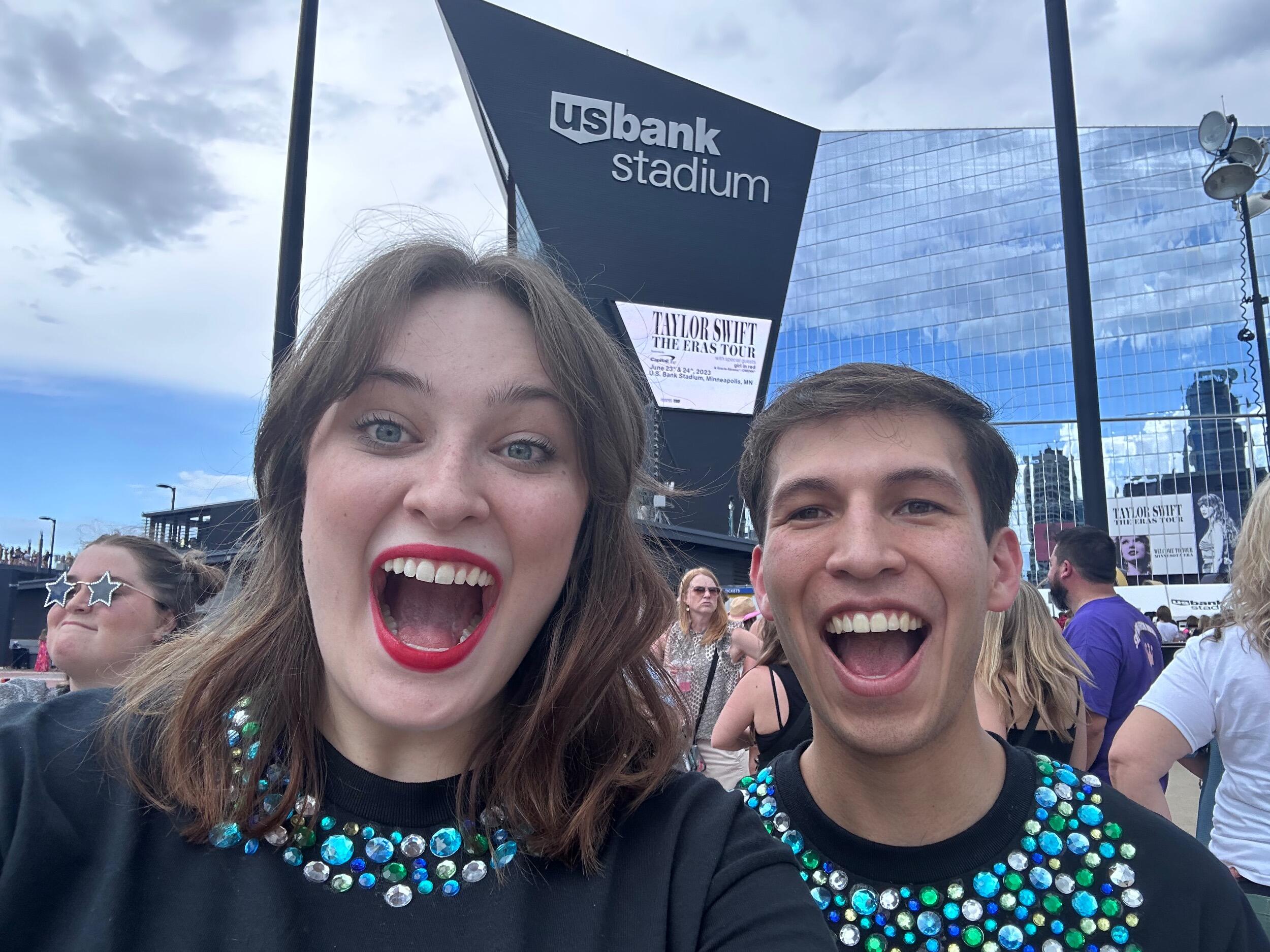Katrina and Cecilio won free tickets to Taylor Swift's Era's Tour show in Minneapolis from an Iowa radio station! The two were fortunate enough to see the show all over again!
