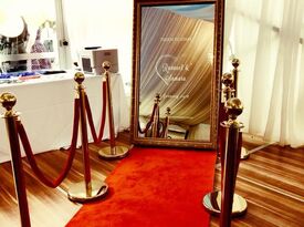 Charismatic Photo Booths - Photo Booth - Glen Mills, PA - Hero Gallery 3