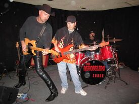 The Remodelers - Cover Band - Inyokern, CA - Hero Gallery 1