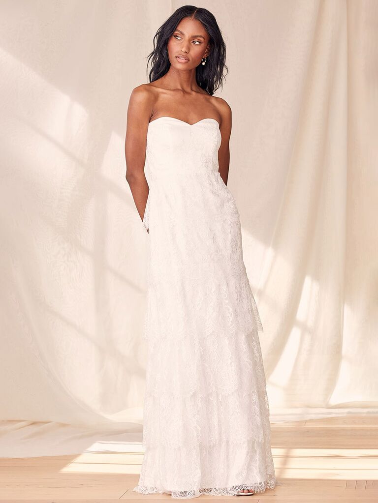 lulus white strapless wedding dress with sweetheart neckline allover lace and lace tiered form fitting skirt 