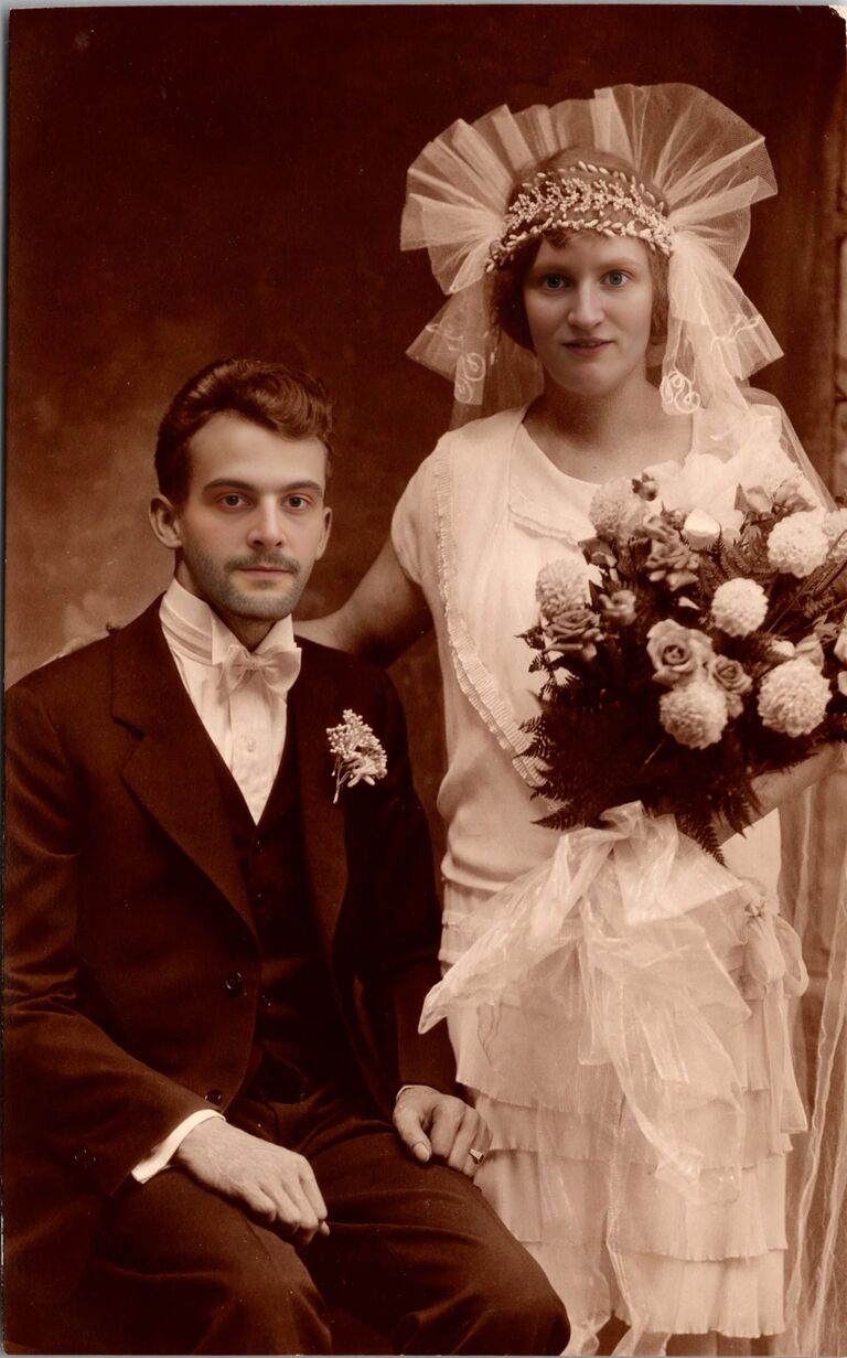 Michael and Lizz get married for the first time in Philadelphia. Their wedding is attended by fellow vampires, witches, ghouls, and other creatures of the night, as well as a few fearless human friends.