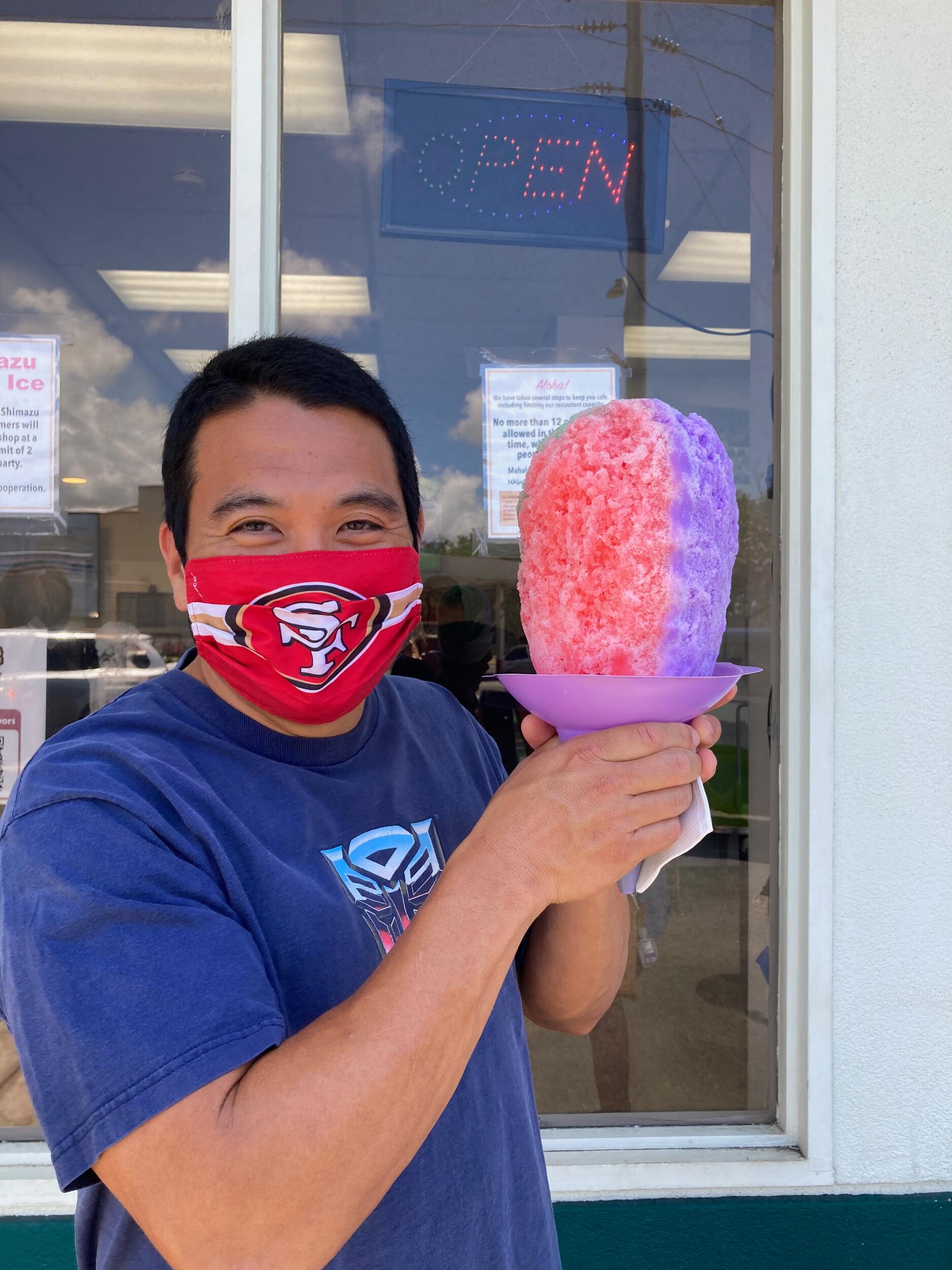 Our favorite shave-ice place - Shimazu's! 