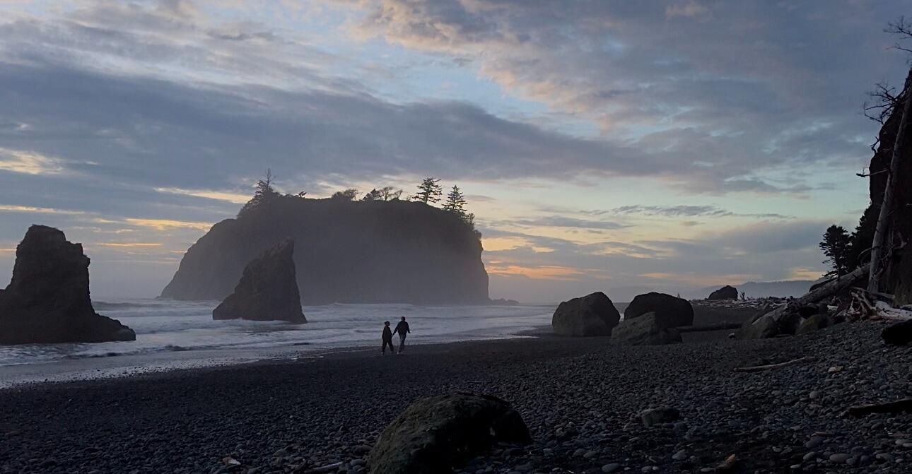 Life After Engagement: Ruby Beach, Olympic National Park, Washington. Those little silhouettes are us! We know what you're thinking, "wow Bailey takes really cool photos!!"
