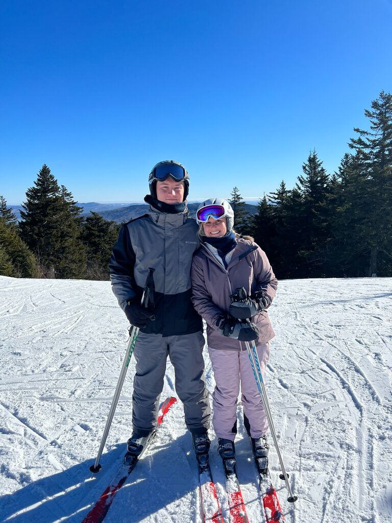 Skiing the East! Matt and Morghan visited her parents in New Hampshire and took the day to ski!
