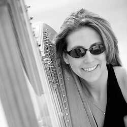 Meg Rodgers, Harpist, profile image