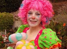 Ariel the Clown - Balloon Twister - Oxnard, CA - Hero Gallery 3