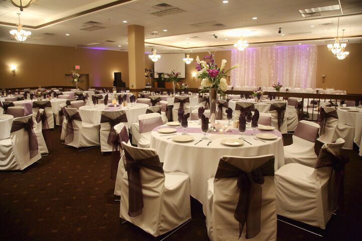 Swan Club | Reception Venues - De Pere, WI