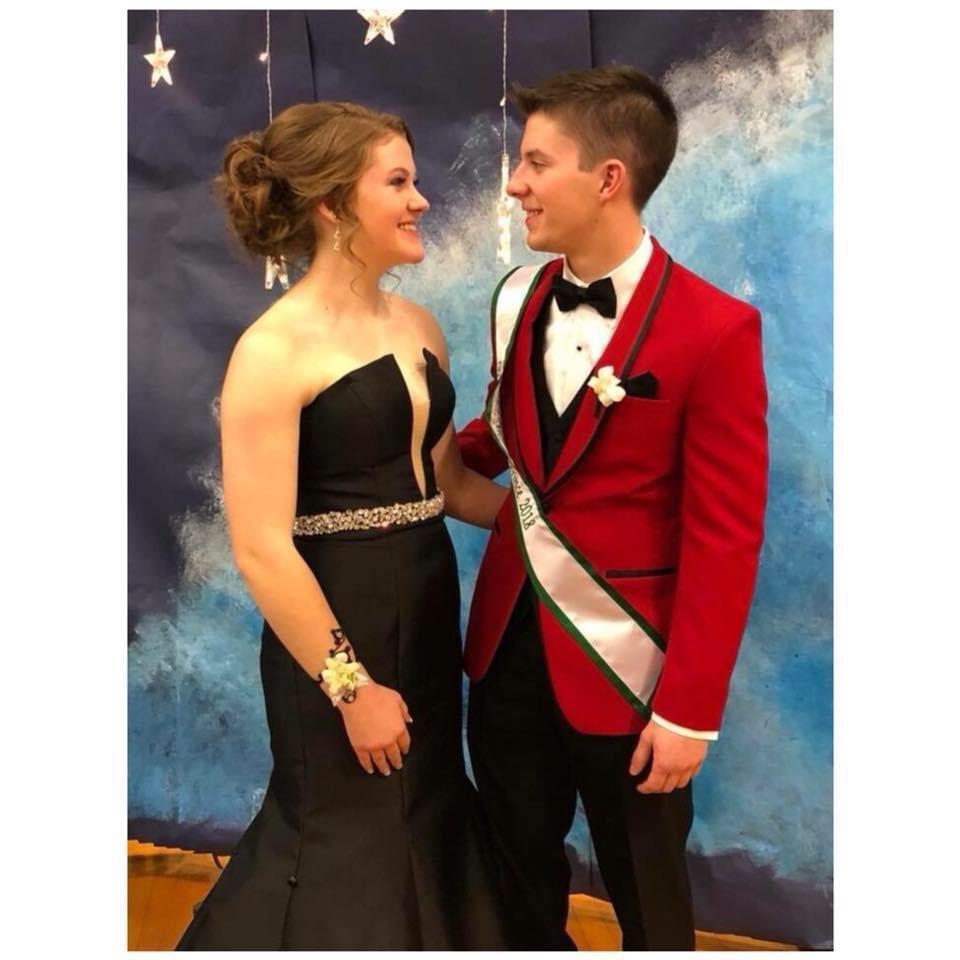 Senior year Winter Carnival🤍 