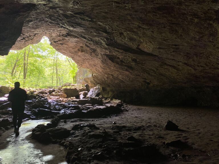 Ryan and Ashley went on their first date to Mosley's on April 19th, 2021 after meeting on Hinge earlier in April. One of their next dates was a little day trip to Maquoketa Caves with Jax. 