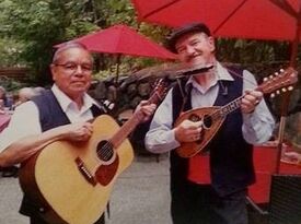 The Tarantellas Italian Duo - Acoustic Band - Seattle, WA - Hero Gallery 3