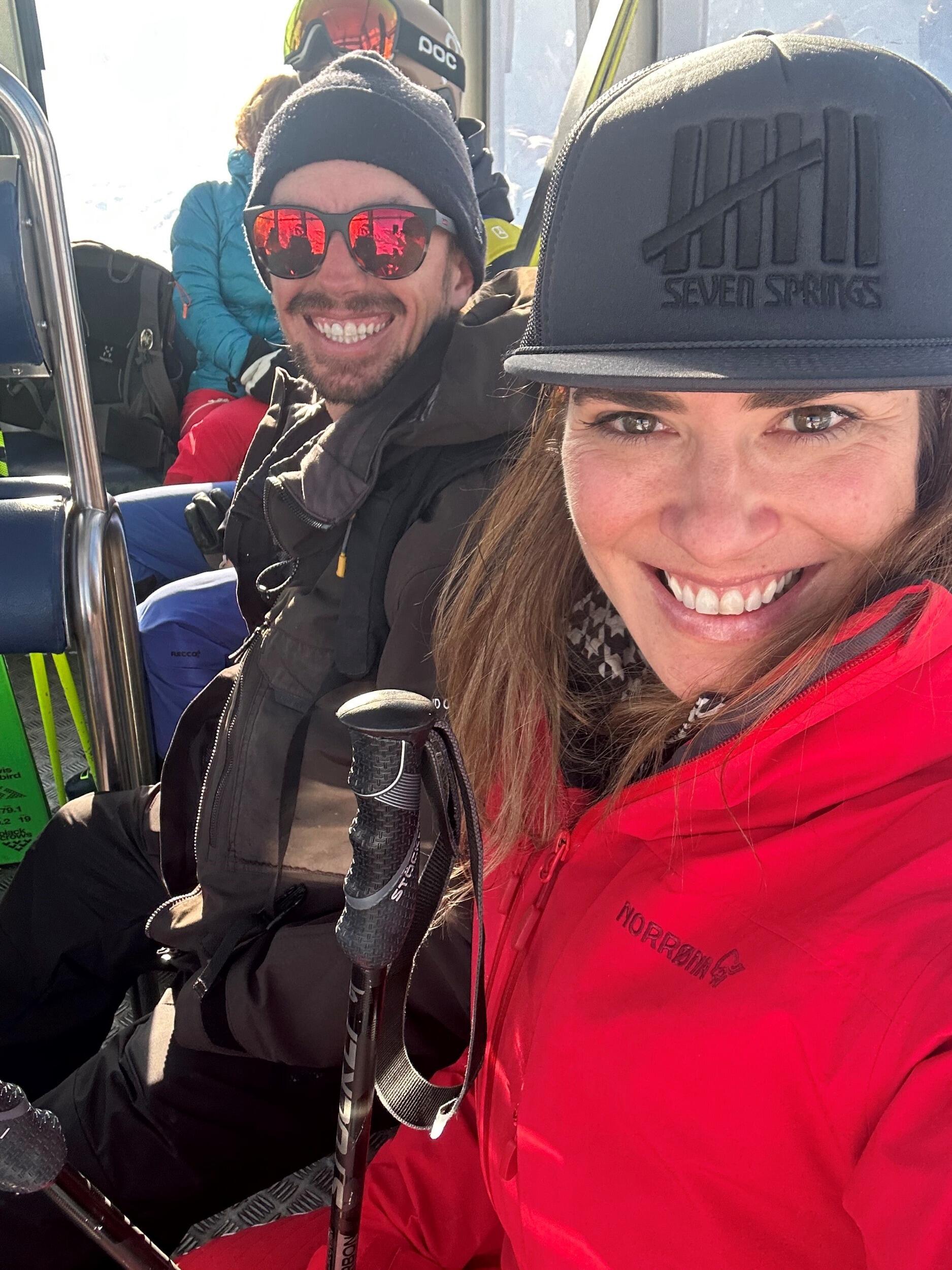 Jesse and Stefan Take Austria! ✈️🎿

Fun fact --- Stefan has skied and adventured  all over the world, while Jesse basically lives on airplanes… yet she had never been to Europe until Stefan entered the picture!

That all changed with their first trip together to Austria. Here they are skiing Hintertux Glacier. 