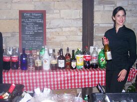 Catered Cocktails - Bartender - Madison, WI - Hero Gallery 4