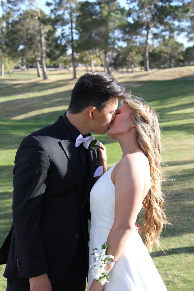 The one where they go to Senior Prom