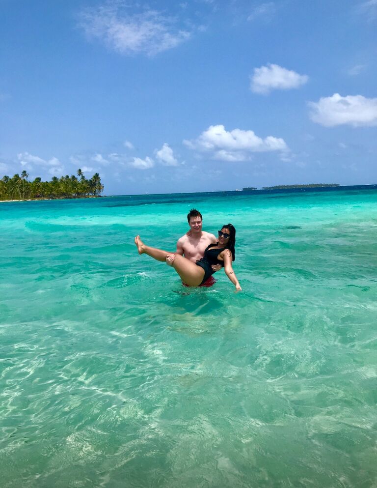 Now they travel together to Panama! 
