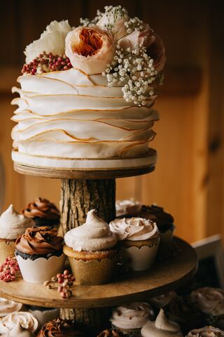 The Naked Cupcake | Wedding Cakes - Orlando, FL