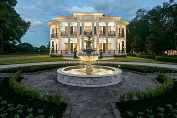 Sandlewood Manor - Mansion - Tomball, TX - Hero Main