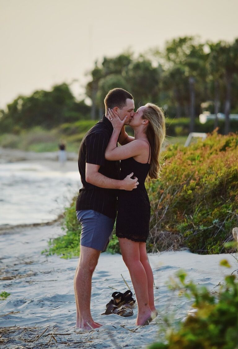 Nick asks Delaney to marry him on vacation to Charleston, NC and she says YES!
