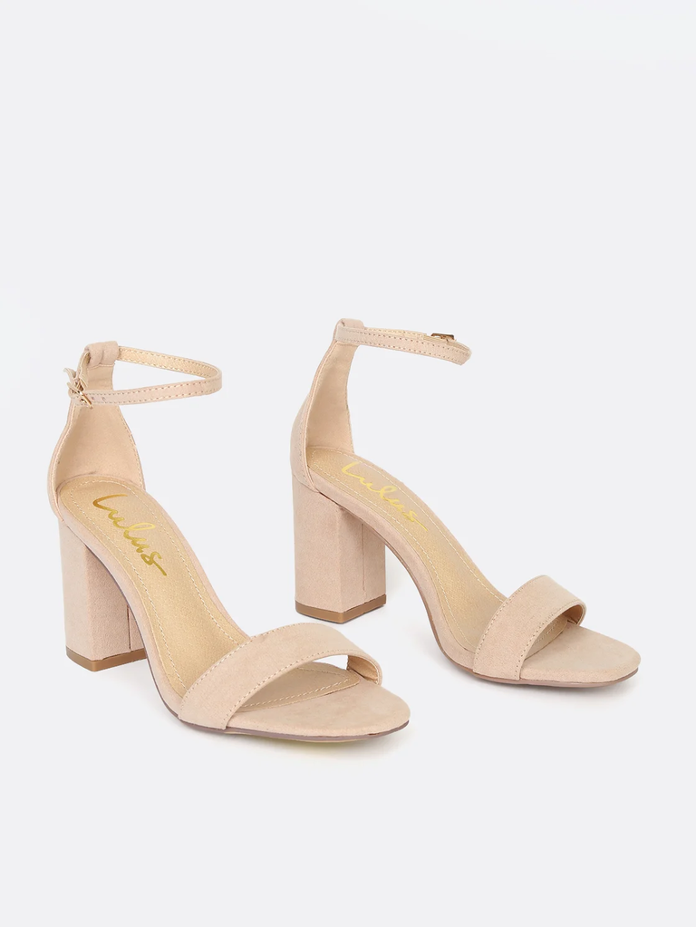 Lulus classic nude heels