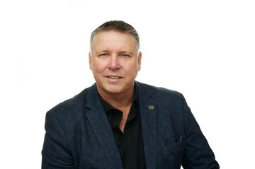 Ken Hewitt.....Publicly Speaking - Motivational Speaker - Toronto, ON - Hero Main