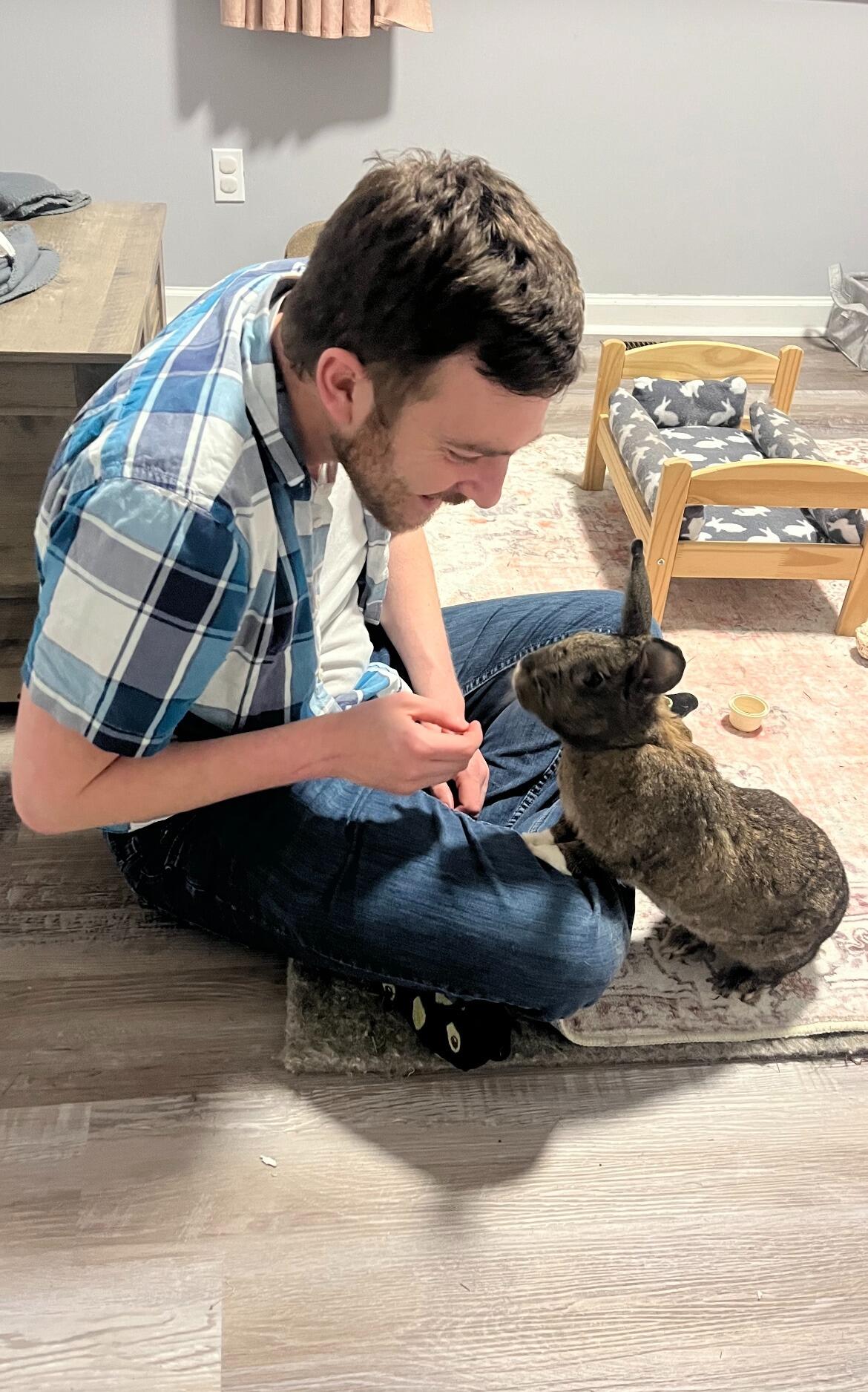 Marissa made the 3 day trip cross-country to move back to Pullman, WA from OKC. Andrew was so happy to be reunited with his favorite girl (Winnie, their bunny). 