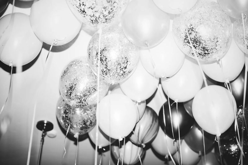 New Year's Eve Party Ideas for 2024 - balloon drop