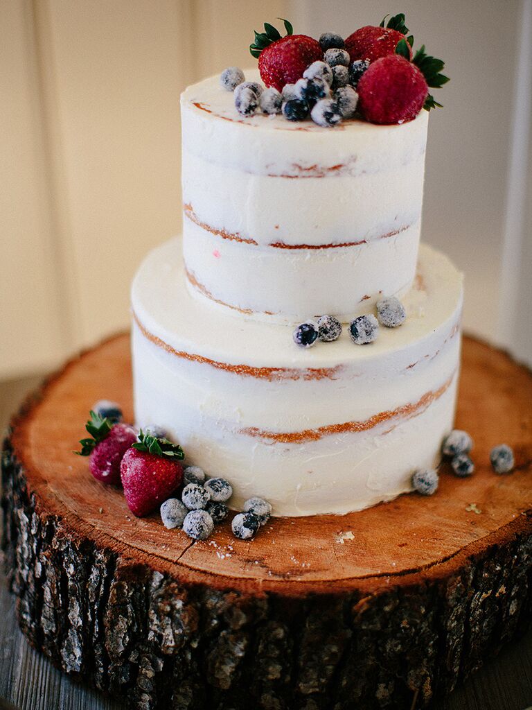 20 Gorgeous, Frosty Winter Wedding Cakes