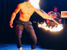 Luke Embers - Fire Dancer - Chicago, IL - Hero Gallery 2