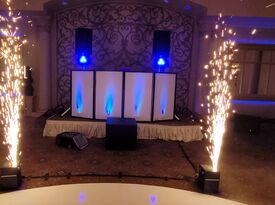 Soulful Sounds - Elite Entertainment - DJ - Charlotte, NC - Hero Gallery 2