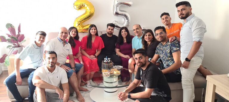 Sushil never would have expected Awi's family to invite everyone from Belgium to Hamburg to surprise him for his birthday