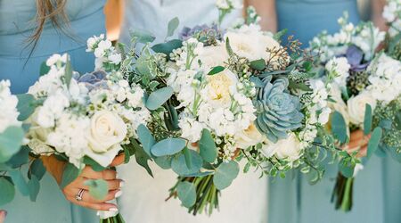 Spray Rose Boutonniere - Le Bouquet Florist in Scottsdale, AZ