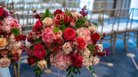 I Love you box!!🥰😍❤️(Red & Gold Roses!!)🌹💛, By Nicole's Flower  Creations