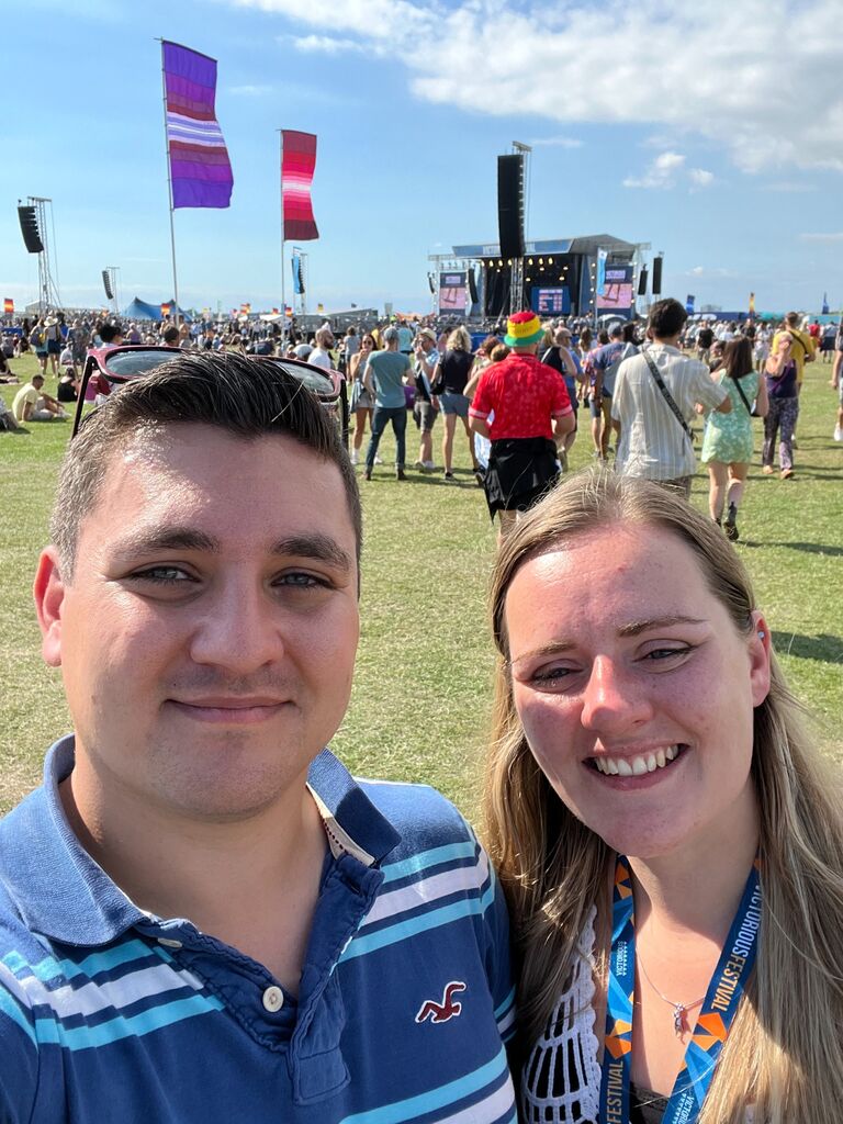 Their fourth date was held at Victorious Festival and it was after this that they agreed to be partners in crime for life